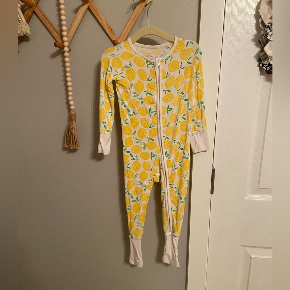 Little Sleepies 12-18M Lemons Pajamas